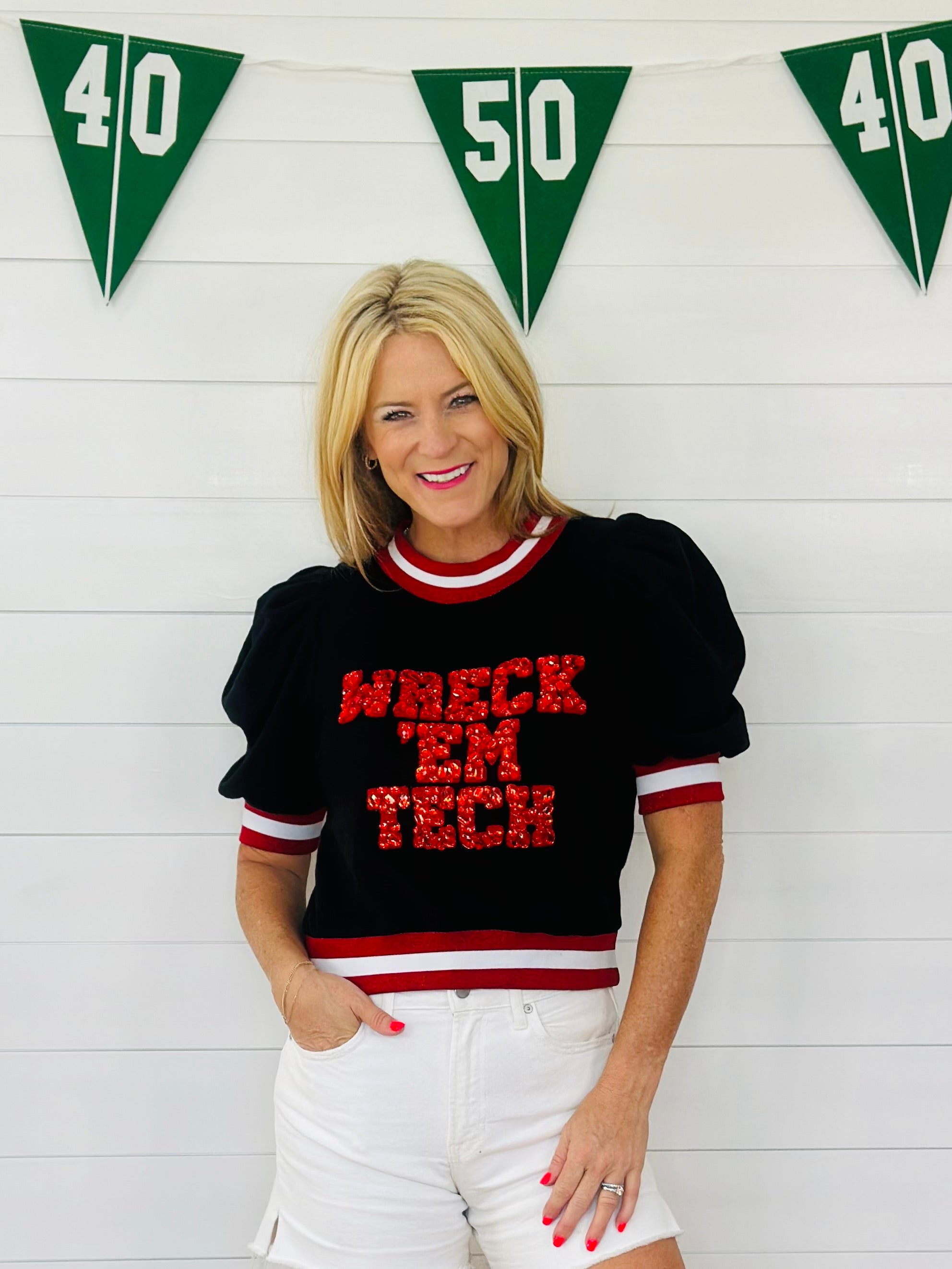 BLACK & RED POOF SLEEVE TECH TOP