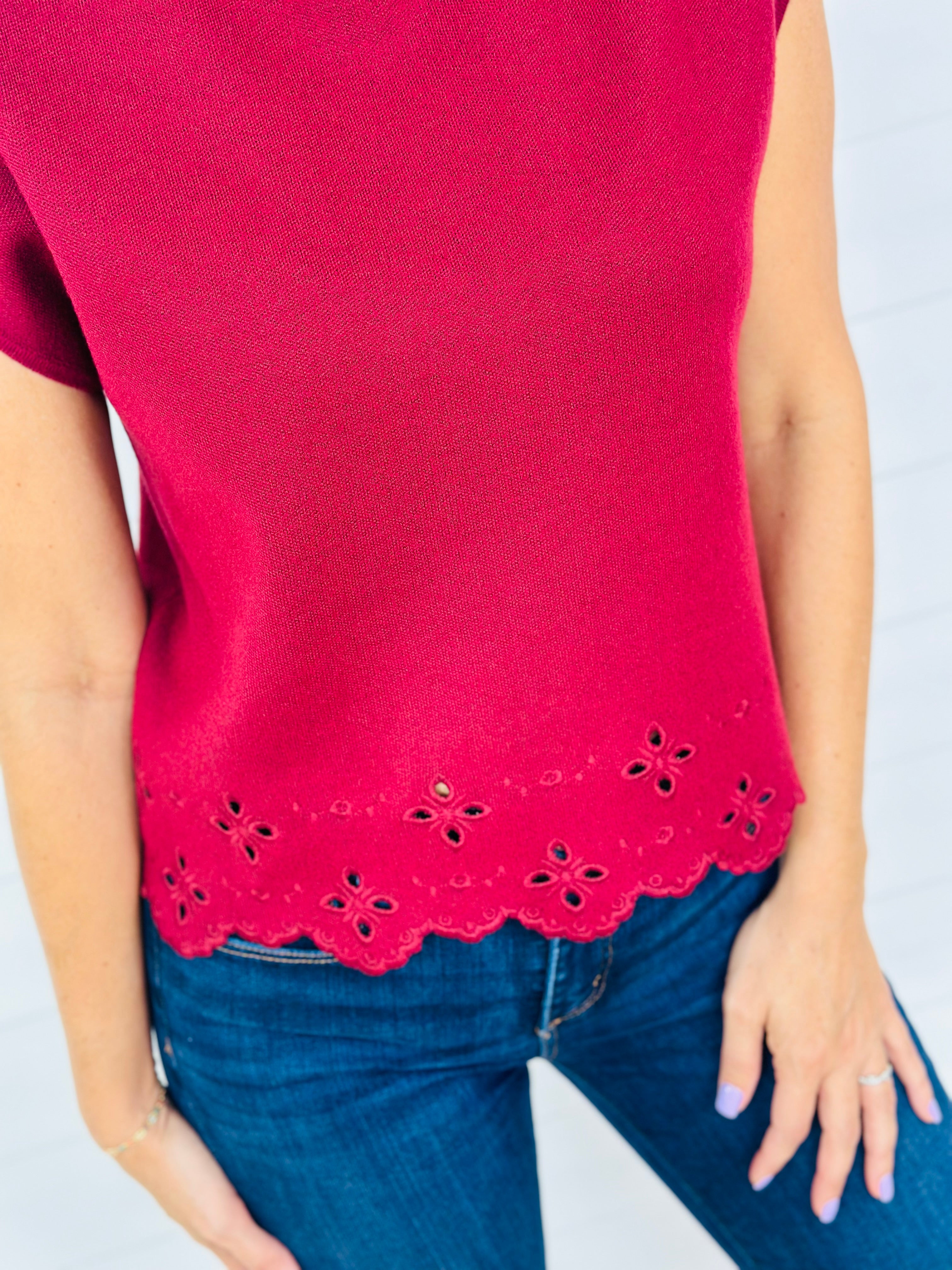 AUTUMN EYELET TOP-GARNET