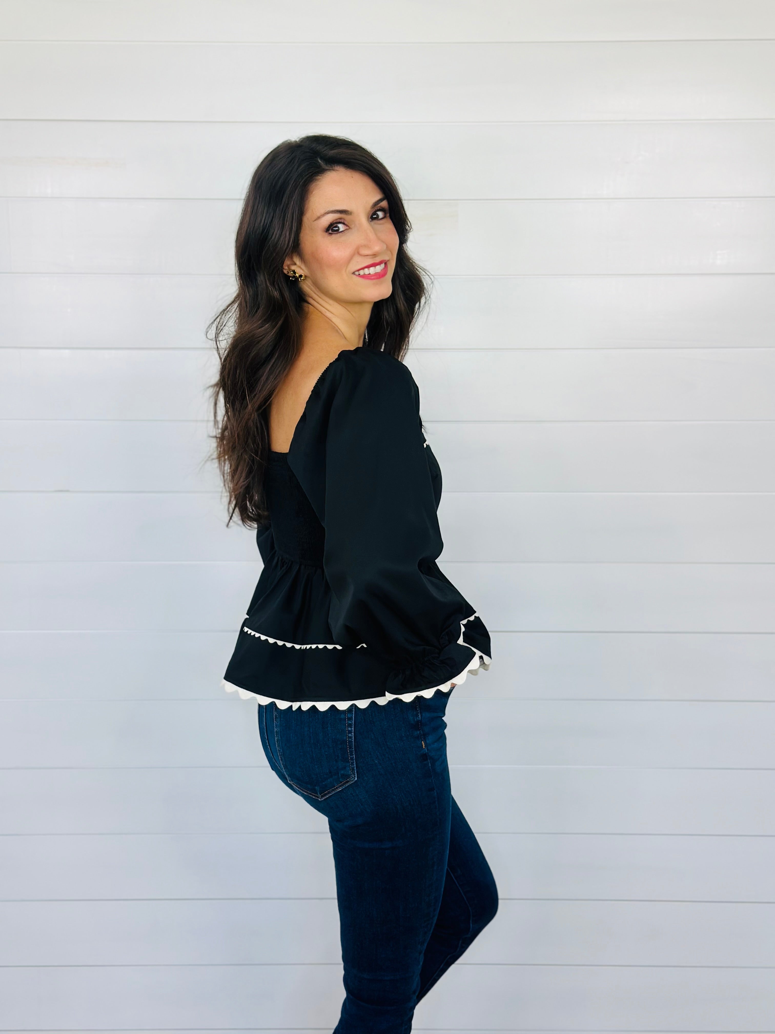 JOLIE TOP-BLACK