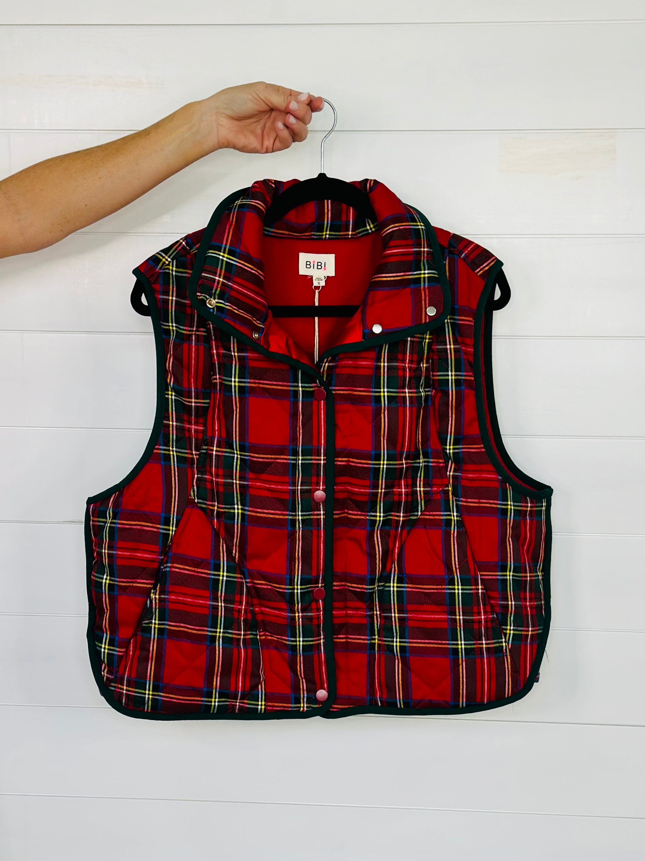 GOOD TIDINGS PLAID VEST