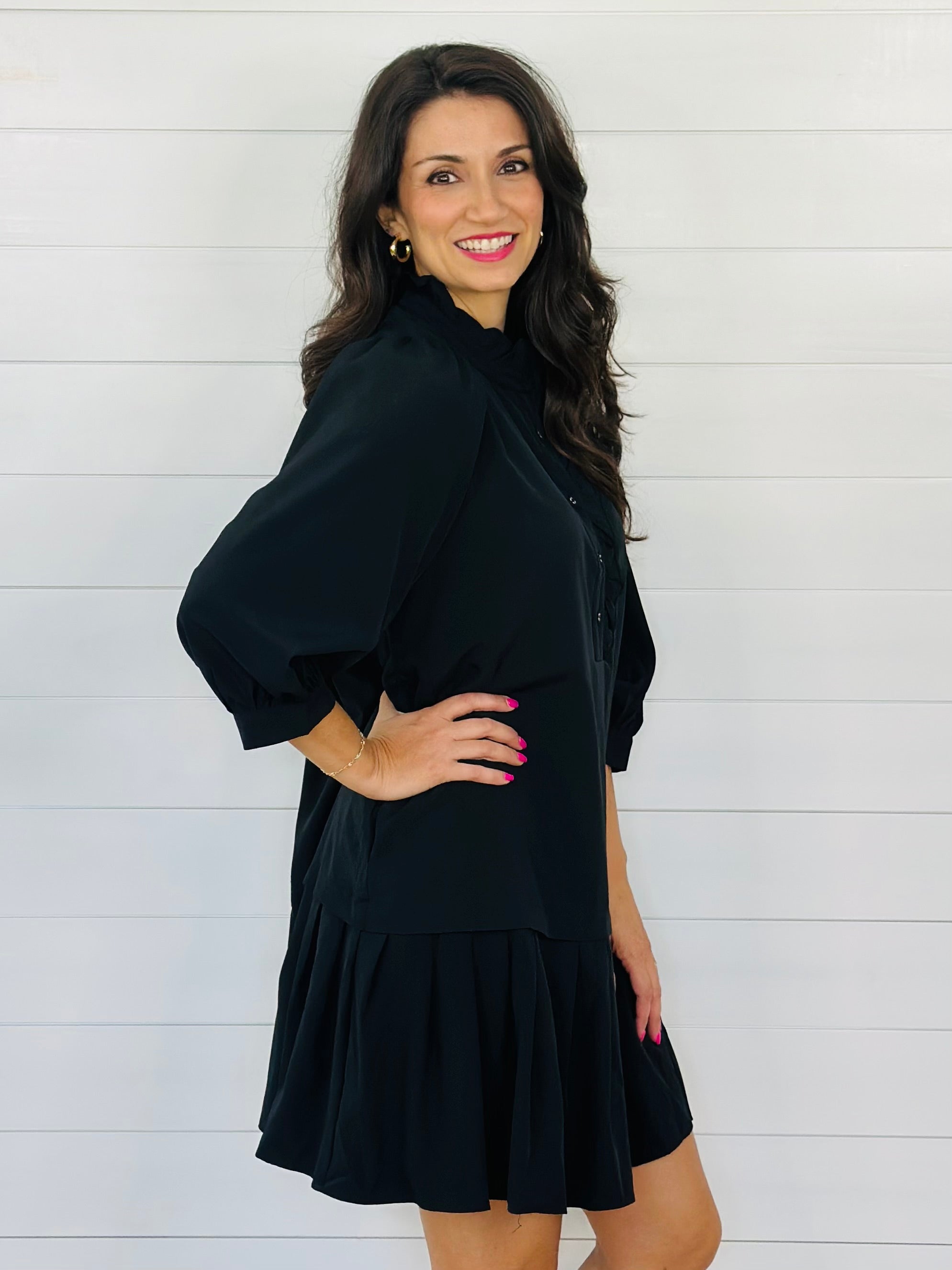 SWEET PLEAT DRESS-BLACK