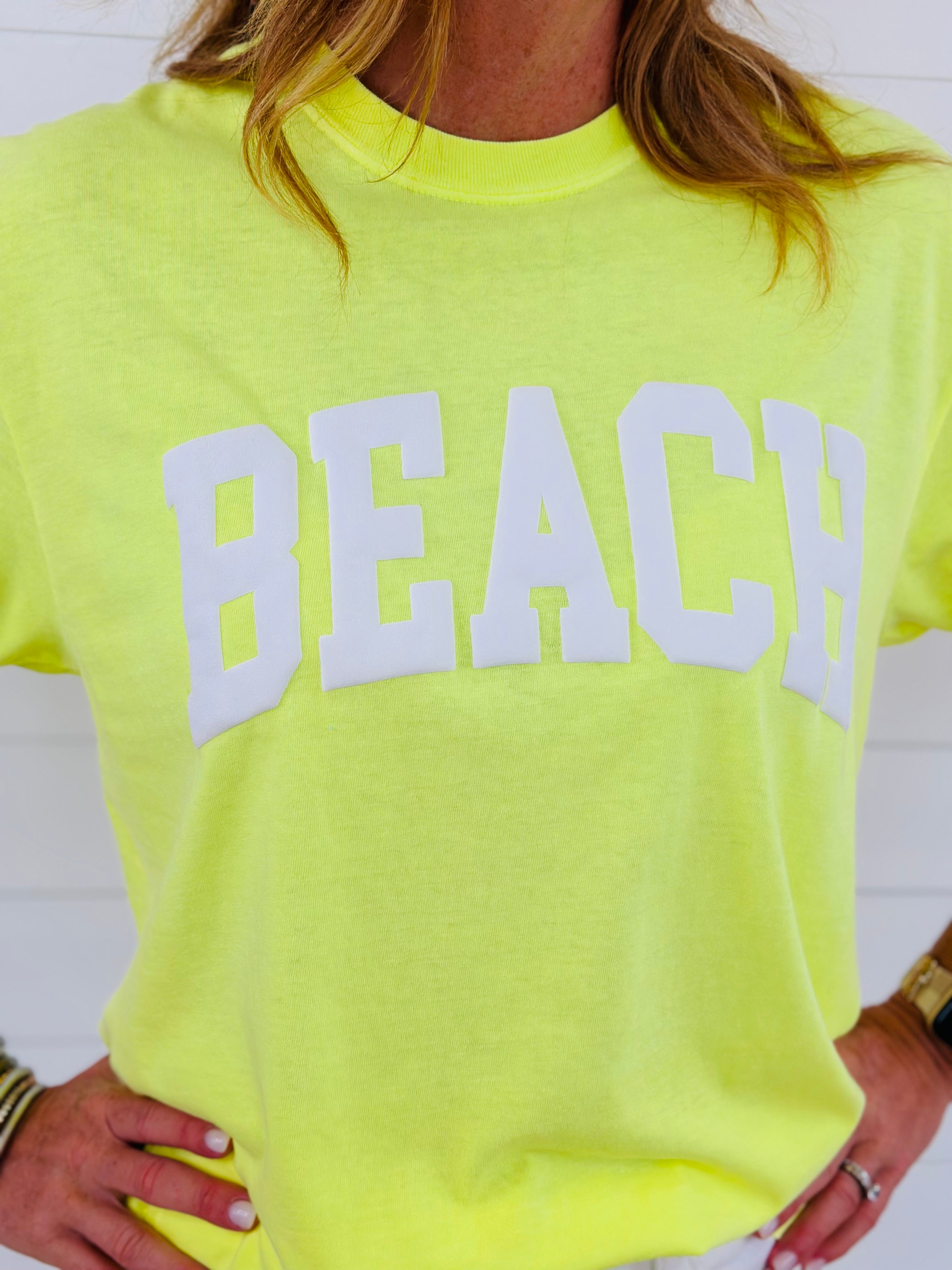 BEACH TEE