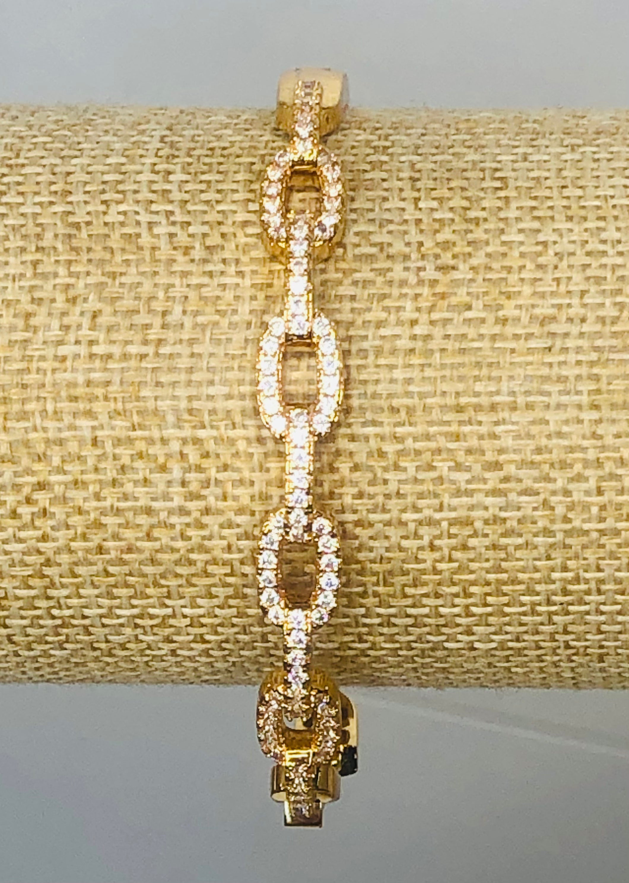 CZ CHAIN CLAMP BANGLE-GOLD