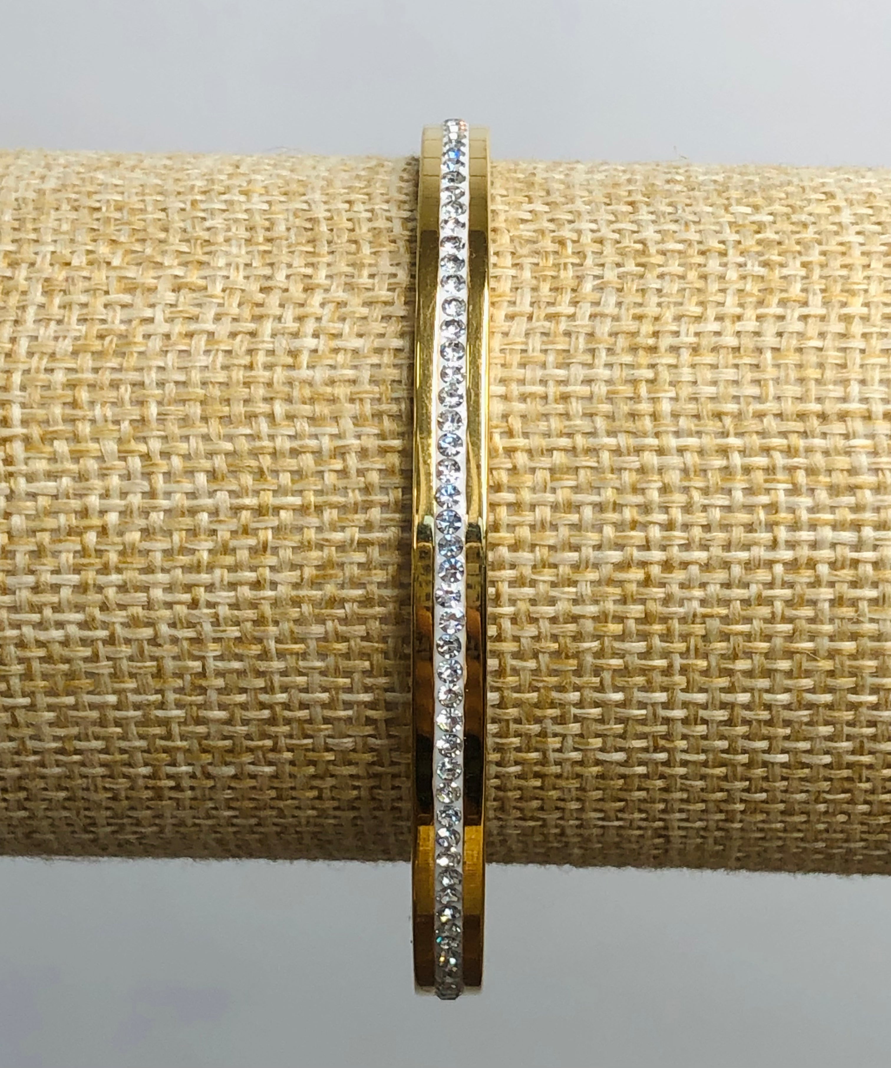 DOUBLE SIDED CZ BANGLE-GOLD