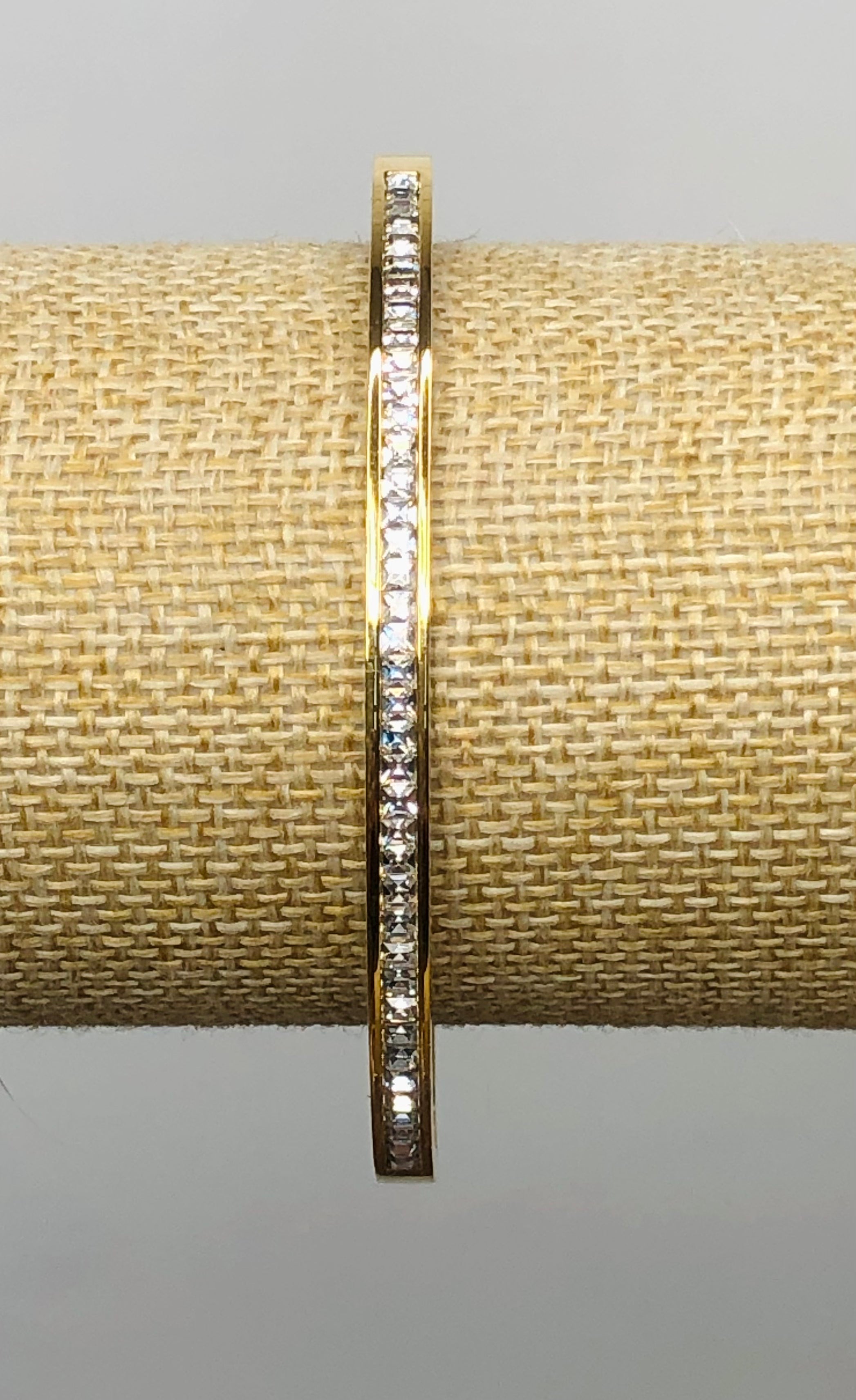 CLASSIC CZ CLAMP BANGLE-GOLD