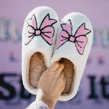 LT PINK BOW SLIPPERS